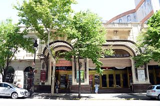 05 Teatro Avenida Theatre 1222 Avenida de Mayo Avenue Buenos Aires.jpg
